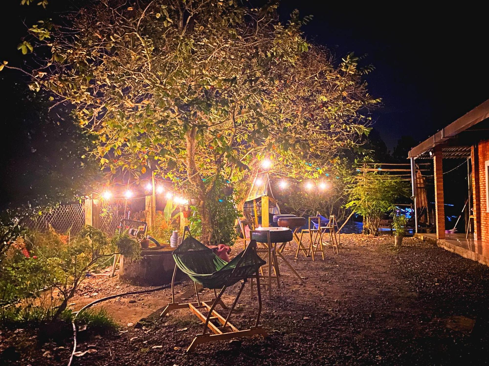 Cat Tien Backpackers Hostel Eksteriør bilde